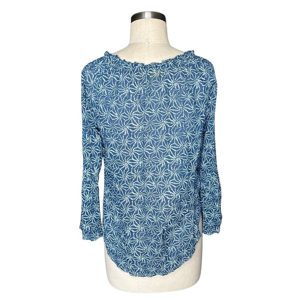Roller Rabbit Blue Patterned Lightweight Semi-She… - image 3